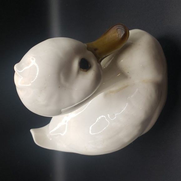 Vintage Freeman & McFarlin Pottery Sitting Duckling Figurine MCM - Picture 2 of 5